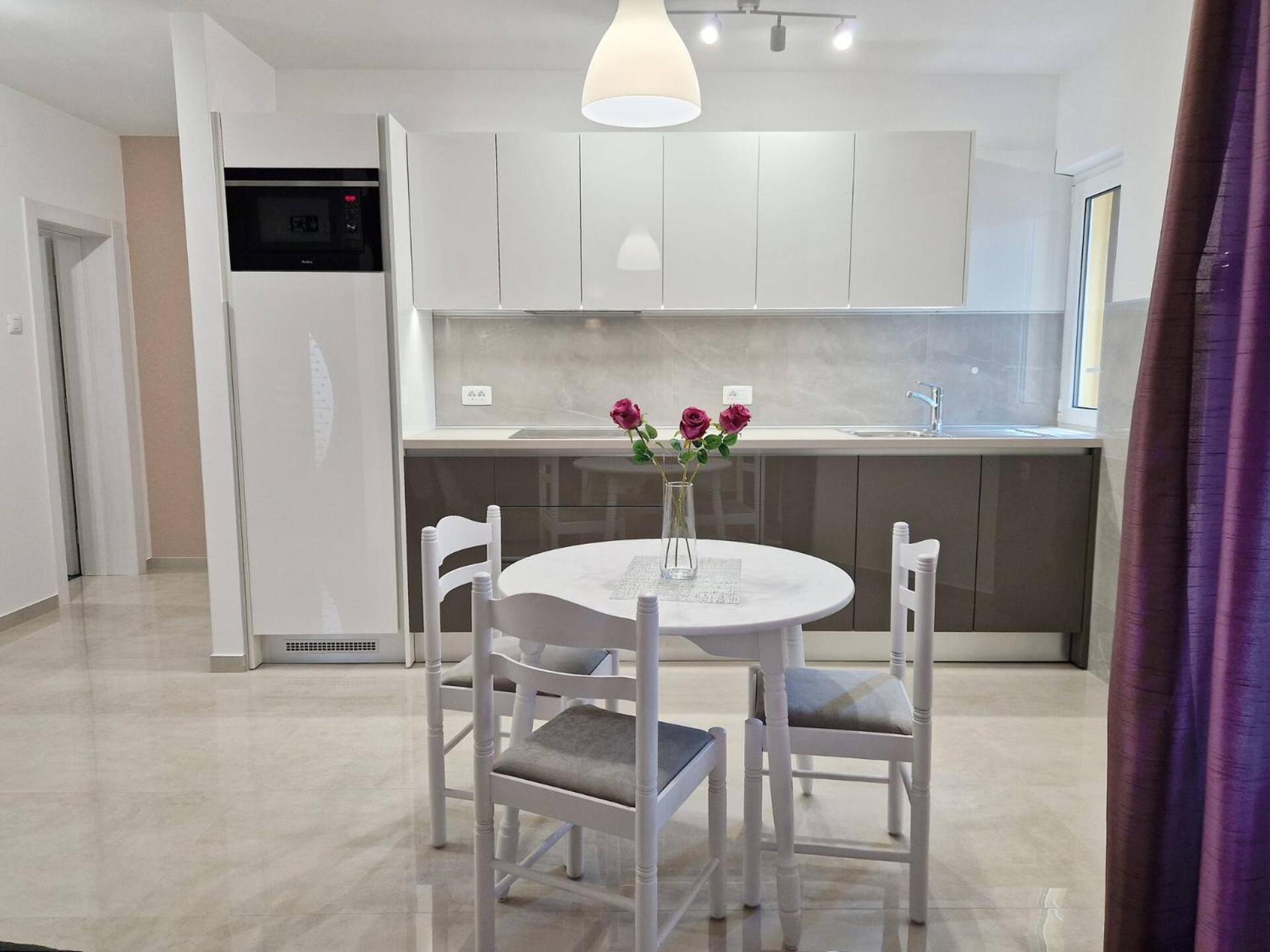 Sunshine Residence Baska 2 Экстерьер фото