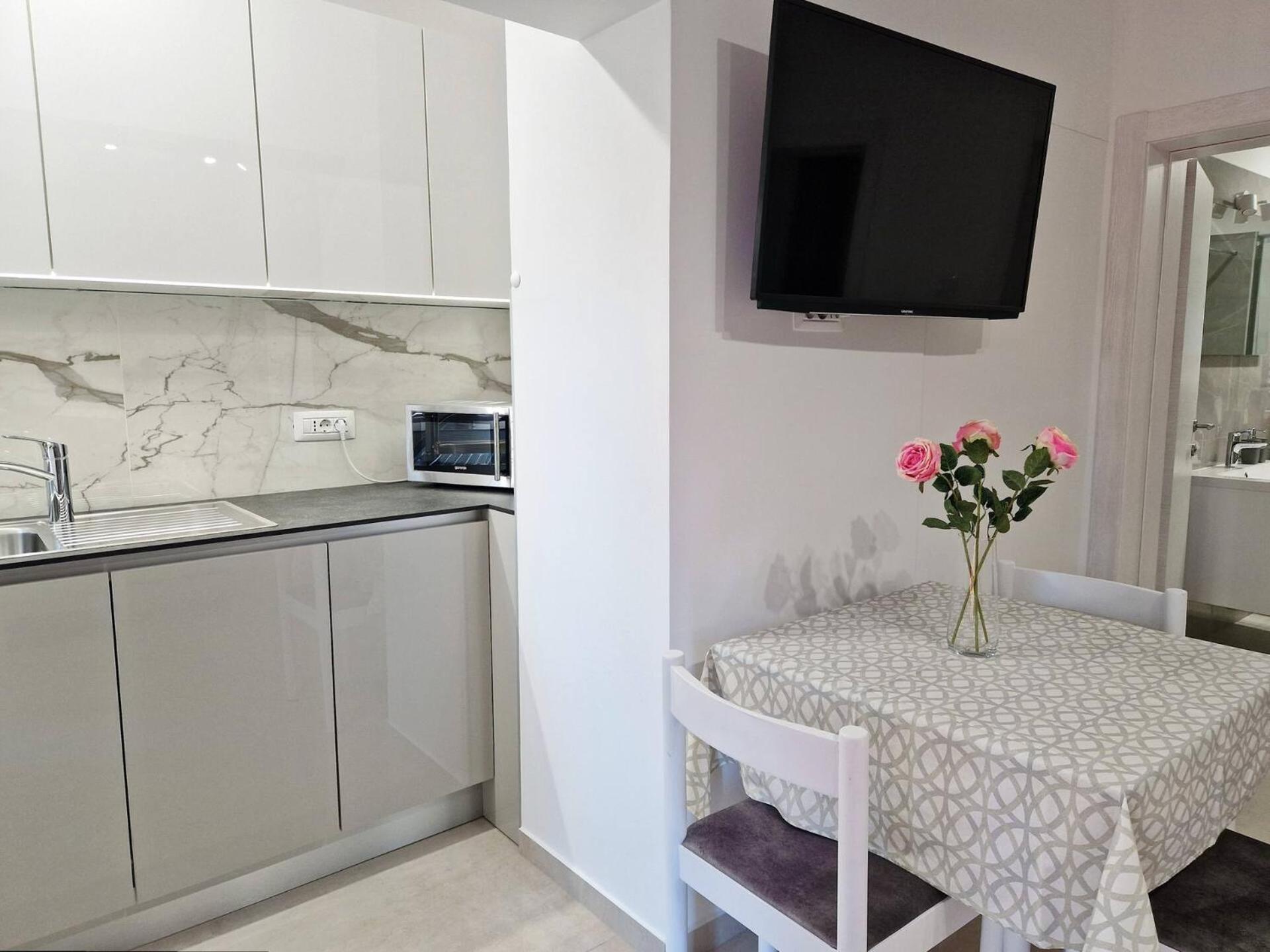 Sunshine Residence Baska 2 Экстерьер фото